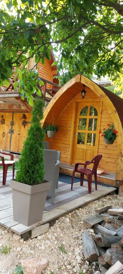 Vila Jelena - Bungalov Crni Vrh Ngoại thất bức ảnh